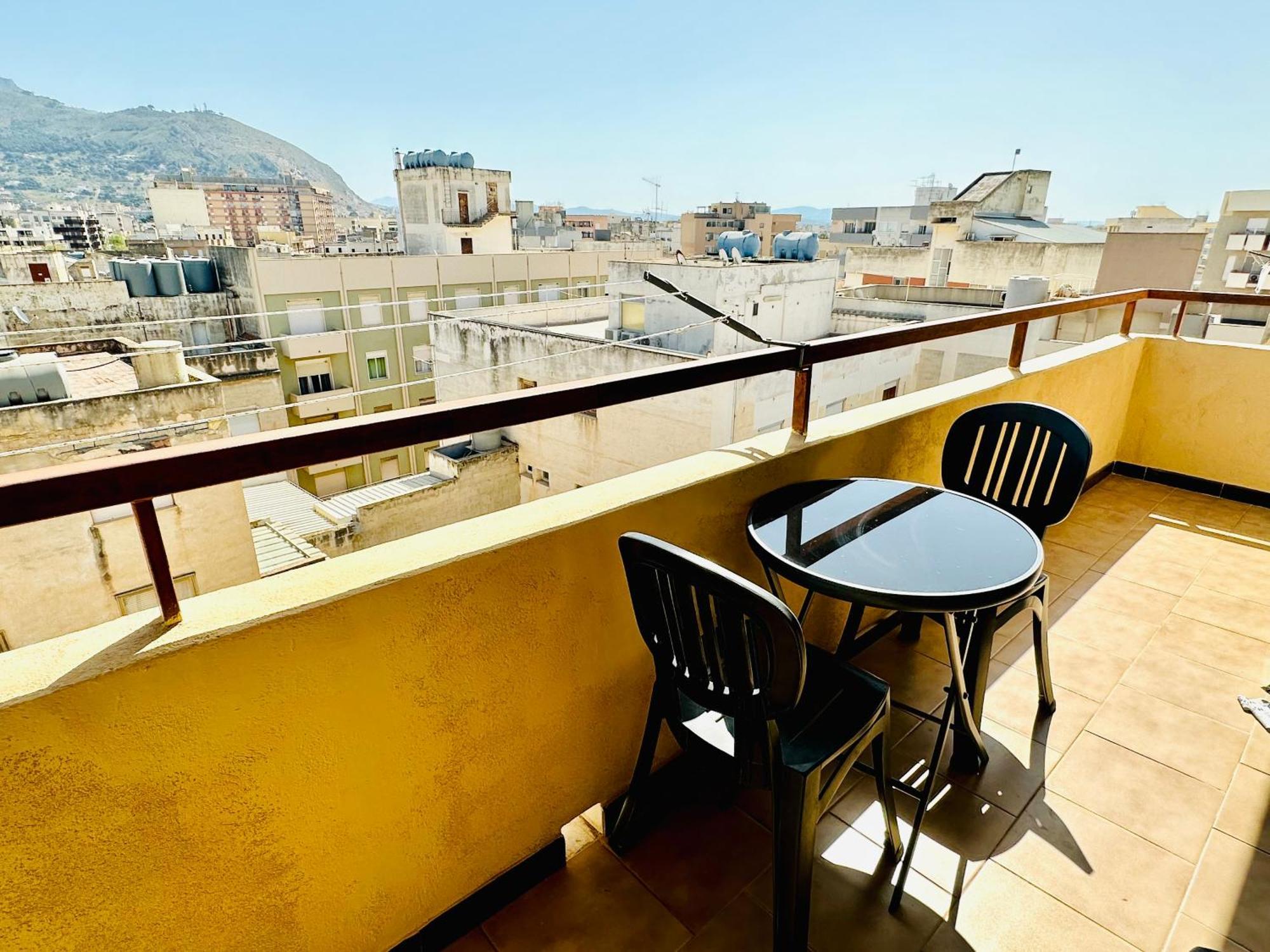 Apartament Attico Milanti - Parcheggio Privato Trapani Zewnętrze zdjęcie